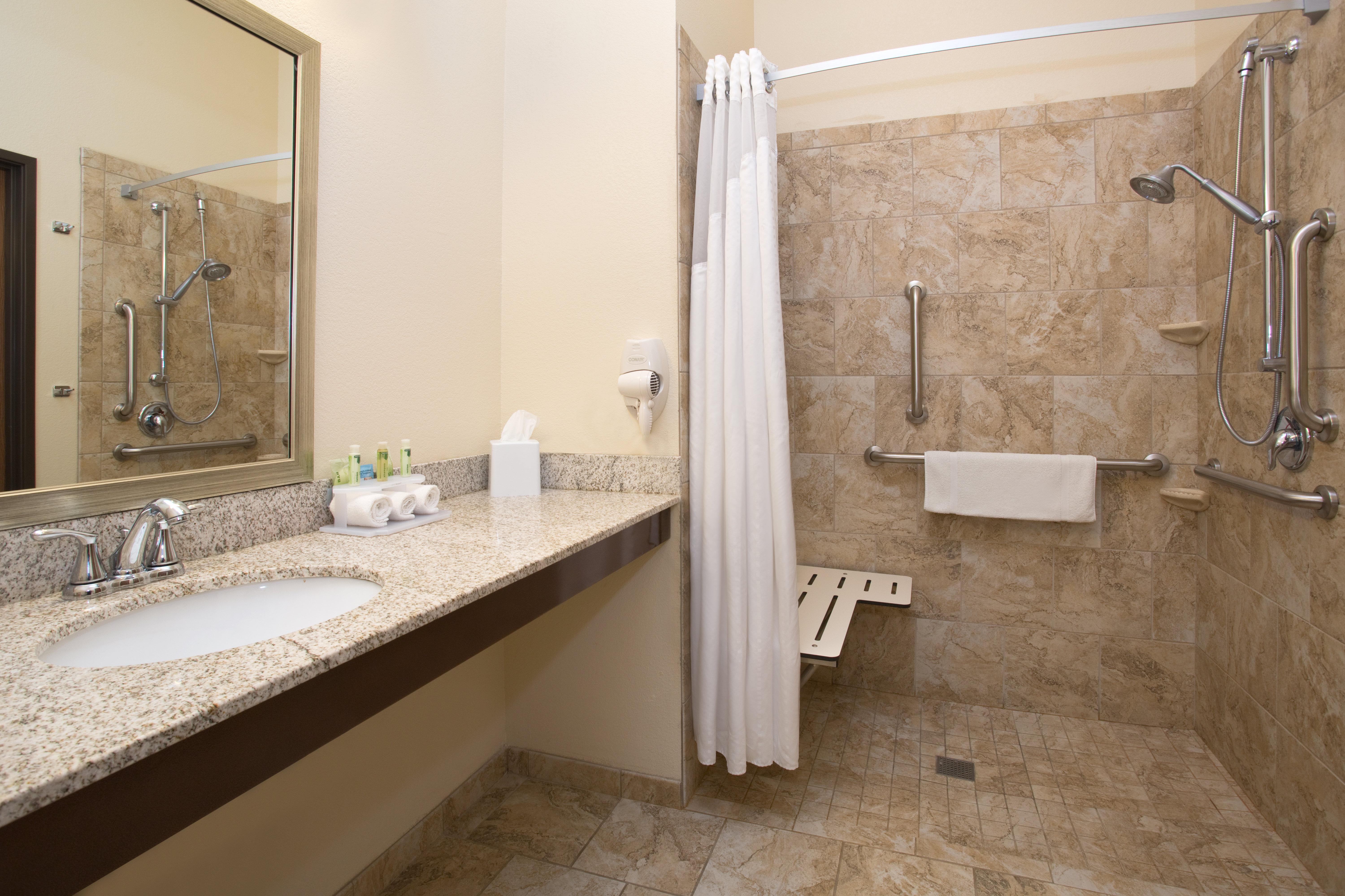 Holiday Inn Express & Suites Glendive By Ihg Exterior foto